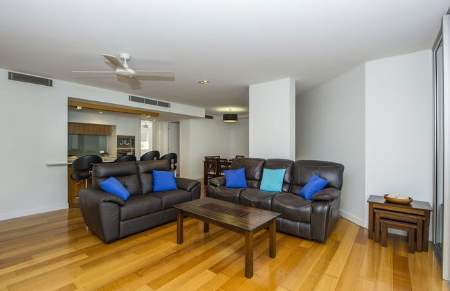 Maggies Beachfront Apt. 7 - Photo 7