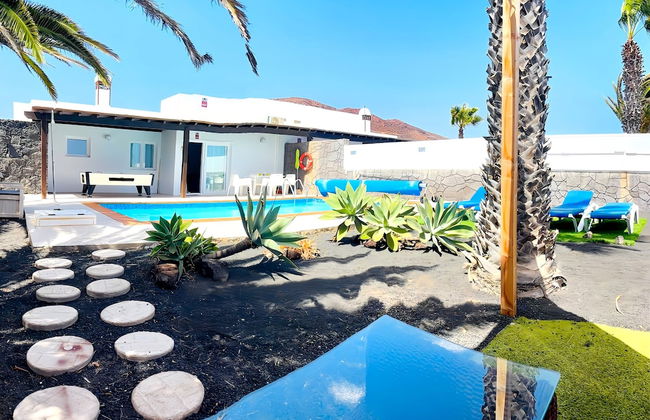 Villa Descansa With Private Pool, Air-conditioning, Sea View, Smart-tv & Wifi - Foto 19