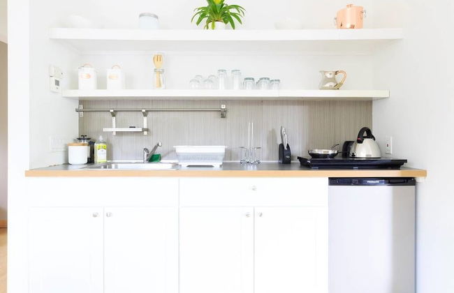 Argyle Penthouse Chic 1BR Apt 2 Sofabed - Photo 5