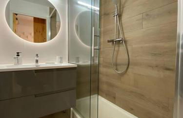 Appartement 4 pers grande terrasse vue pistes ski - Photo 21