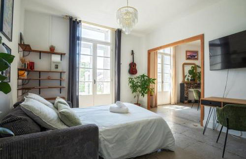 Centre - Parking - 5 min Place Comédie - Tram - Foto 14