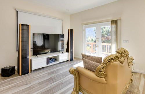 Game Room and Deck Modern Frazier Park Home! - Foto 9