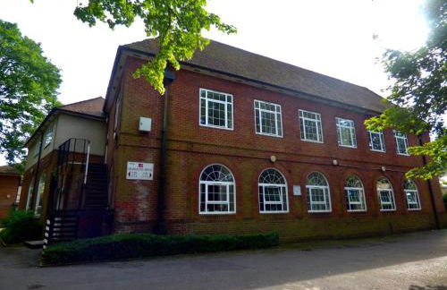 4 Single beds or 2 Doubles - FREE PARKING SPACES - SMART TV's - City Centre Spacious flat - Photo 18