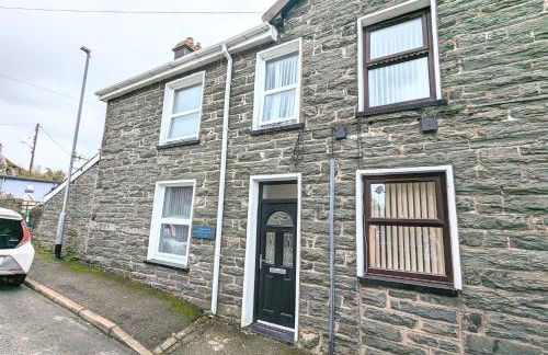 Cheerful Snowdonia cottage,garden snug, mountain views, sleeps 4, near zip world - Foto 36