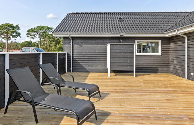 4 bedroom House in Nexø with terrace - Photo 9