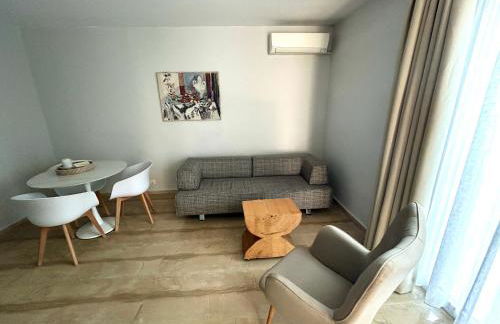 Loriet Hotel - Photo 159