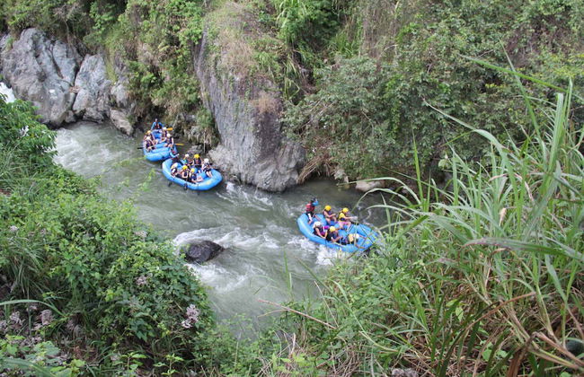 Rafting in the Yaque Del Norte River - Photo 3