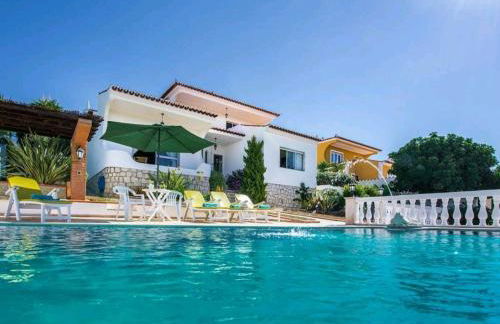 VILLA SALGADOS, near ALBUFEIRA, with Private Pool, 5 minutes from Gale Beach - Foto 18