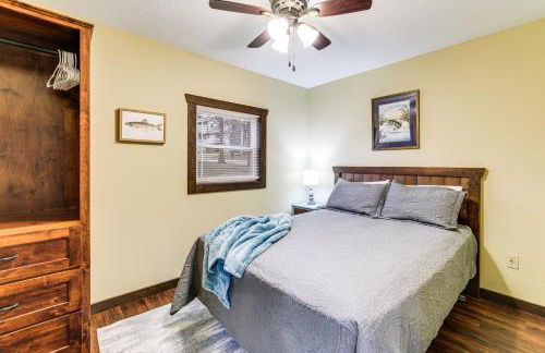 Stunning Views! Table Rock Lake Cabin Near Marina - Foto 18