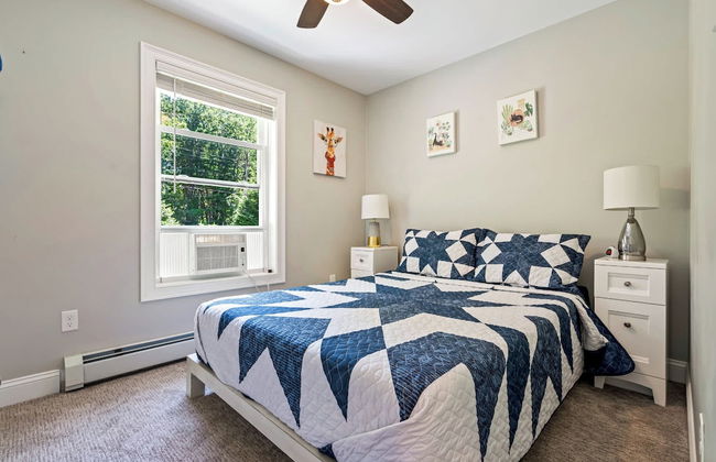 Tranquil Tides Home for 8! - Photo 3