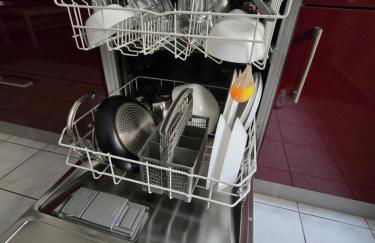 FERIENWOHNUNG 77m2 APARTMENT 2 RAUM WOHNUNG im ZITTAUER STADTZENTRUM INNENSTADT INNENRING TOP LAGE MARKT UND RATHAUS NÄHE - Foto 15