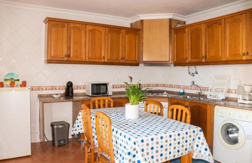Charming house with fireplace in Grândola, 142 m², Internet included - Foto 15