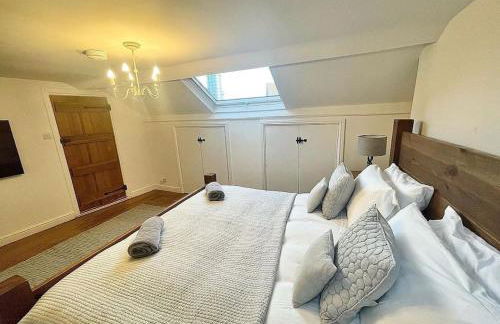 *Brecon Beacons,Log Burner, hot tub Dogs Welcome* - Photo 27