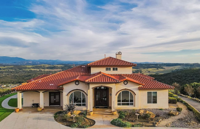 Colina by Avantstay Secluded Mountain Top Oasis w/ Pool, Hot Tub & Putting Green! - Foto 79