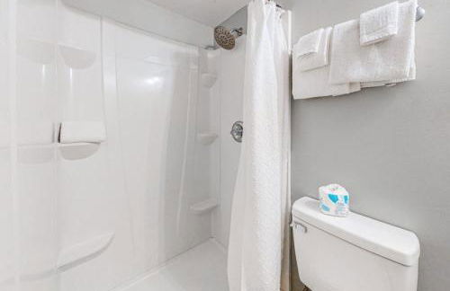 Tradewinds Condos by Hosteeva - Foto 156