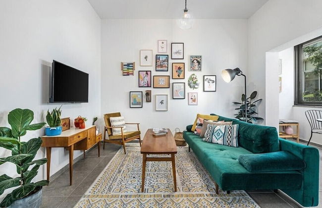 Urban Luxe Apartment - Central TLV - Photo 13