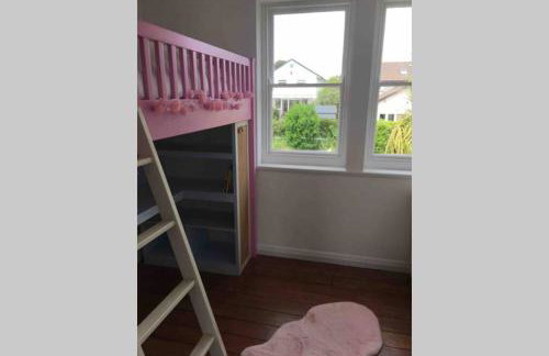 Lovely 3 Bed House Close to Carlyon Bay Beach! - Foto 9