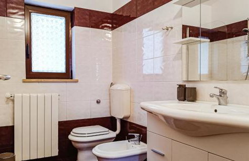 2 Bedroom Awesome Home In Zeliski - Foto 15