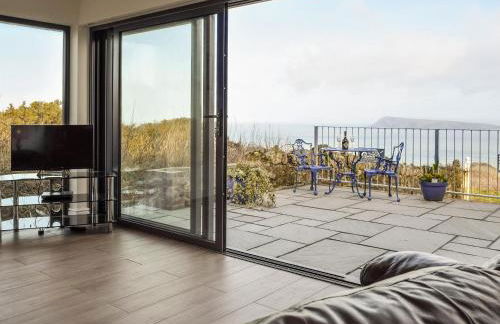 View At The Peak - Photo 8