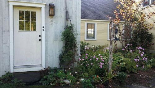 Idyllic Cottage Rental near Mount Mansfield State Forest, Vermont - Foto 1