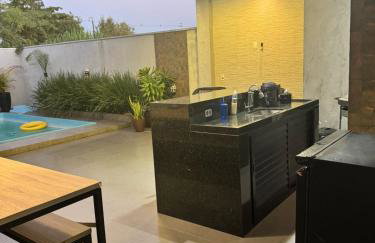 Casa da Maga com piscina no Jd Cataratas Foz - Foto 27