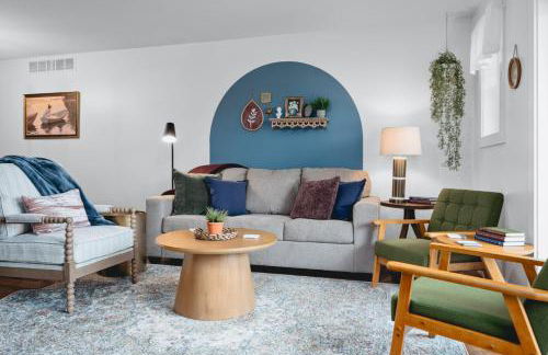 NEW Ivy House 3BR Townhome Downtown Beaches Wineries - Foto 28