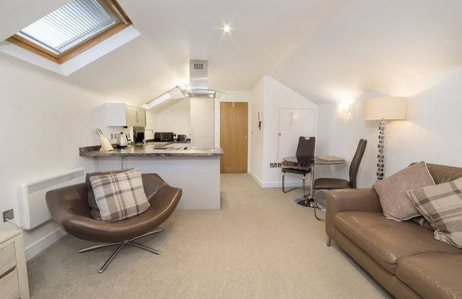 Reubens Court and City Apartments - Photo 20