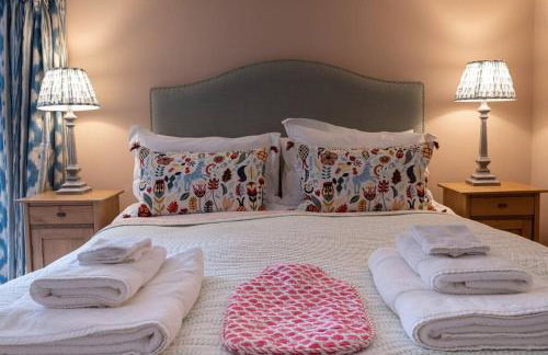 Charming Coates Cottage - Photo 25