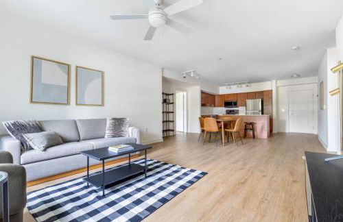 Downtown Bellevue 2BR w WD Rooftop nr all SEA-141 - Foto 2