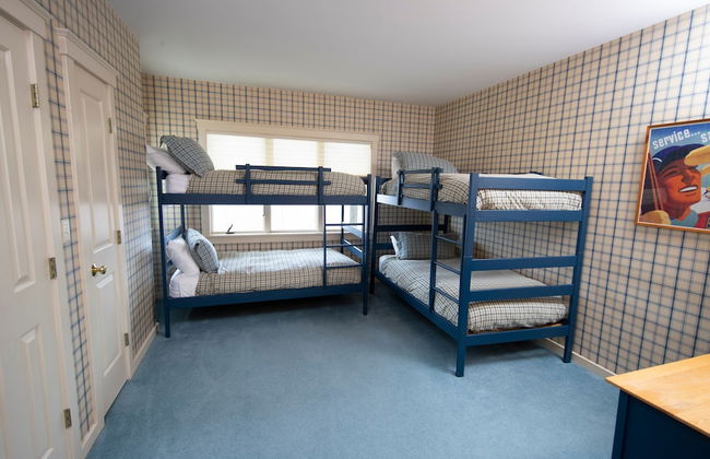 Luxury 6br Solitude Ge- Indoor Bball Court, Private Tub 6 Bedroom Home by RedAwning - Foto 10