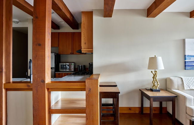 Ocean's Edge - Photo 16