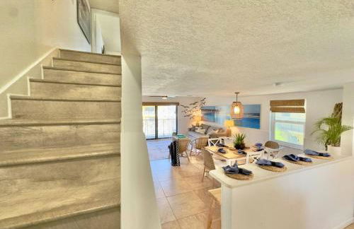 Beachfront with heated pool, 60 seconds to beach - Foto 14