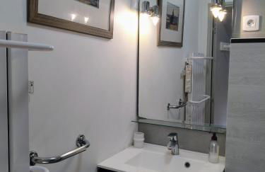 Grand appartement 3 pièces, terrasse au sud et mer à 80m - Photo 23