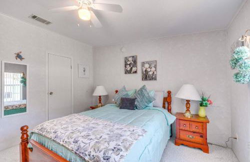 Waterfront Weeki Wachee Home with Fire Pit! - Foto 30