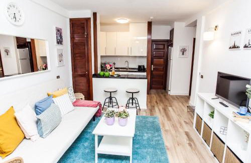 Spectacular Renovated Apartment, 5 min to Camison Beach, with AirCon - Photo 10