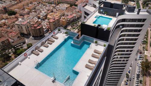 Urban Sky with Balcony and Sea View P&O 26H - Photo 3