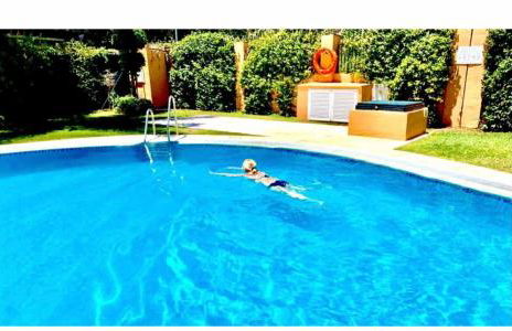 MARBELLA BEACHFRONT - Beachside apartment with stunning sea views - Photo 26