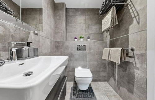 Modern 2 Bed with Balcony & London Eye Views - Foto 54