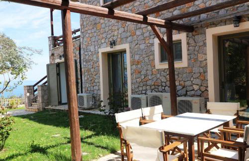 Dio Escapes Houses - Photo 54