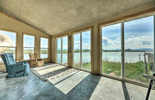 Lakefront Country Home with Waterslide and Trampoline! - Foto 2