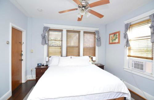 Spacious Home with Parking, Laundry - Near RU, RWJ, NJ Transit - Foto 40