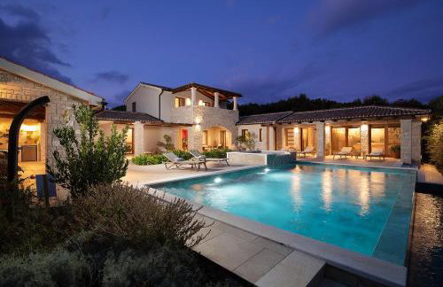 Casa Ginetto near Pula with 45 m2 and extra kids pool, wellness area and game & grill lounge - Foto 1