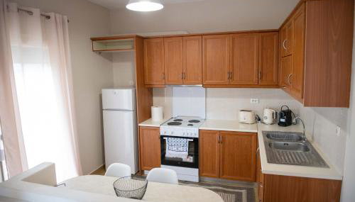 Loucas Home Kalloni Lesvos Central Stay w Balcony - Foto 5, stove, toaster