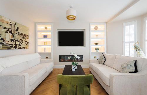 111 By Mayfair - Luxurious 12 Bedroom House, Portrush - Foto 4