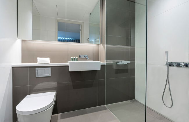 Sensational Two-bedroom Apartment by the River - Foto 30