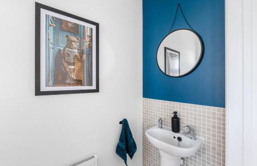 Caboose Stays - Bury St Edmunds - Modern 4 Bed townhouse close to centre and major transport links - Fast Wifi - Parking - Business and Contractors - Foto 21