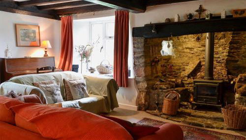 North Huckham - Photo 2