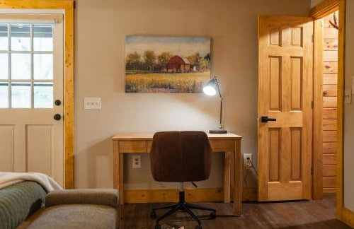 Modern Cabin with Luxury Gym, Firepit + Game Room! - Foto 13