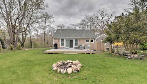 Walk to Beach! Cape Cod Cottage with Fire Pit - Photo 3