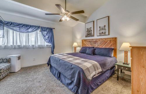 Hike, Golf & Explore: Ruidoso Retreat w/ Deck! - Foto 15